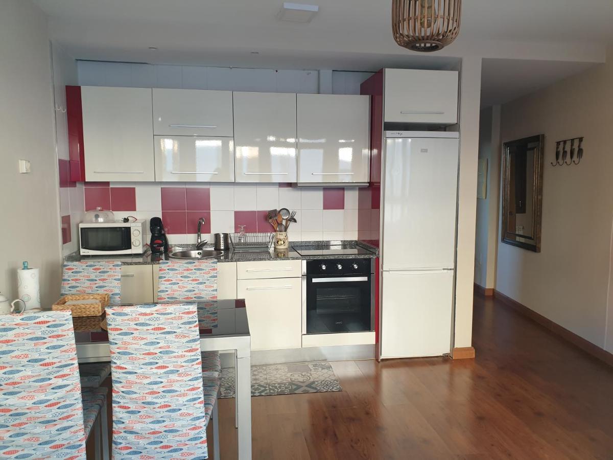 Apartamento Cine Colon 2 Ribadeo Exteriör bild