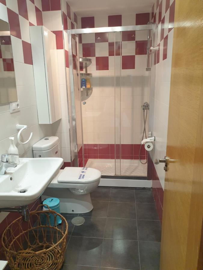 Apartamento Cine Colon 2 Ribadeo Exteriör bild