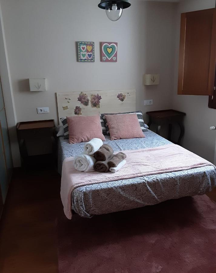 Apartamento Cine Colon 2 Ribadeo Exteriör bild